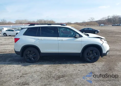 2019 Honda Passport Elite z USA, uszkodzony, nr VIN 5FNYF8H08KB025592